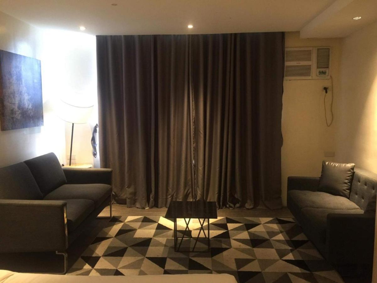 City Park Hotel Residences Тагуиг Екстериор снимка