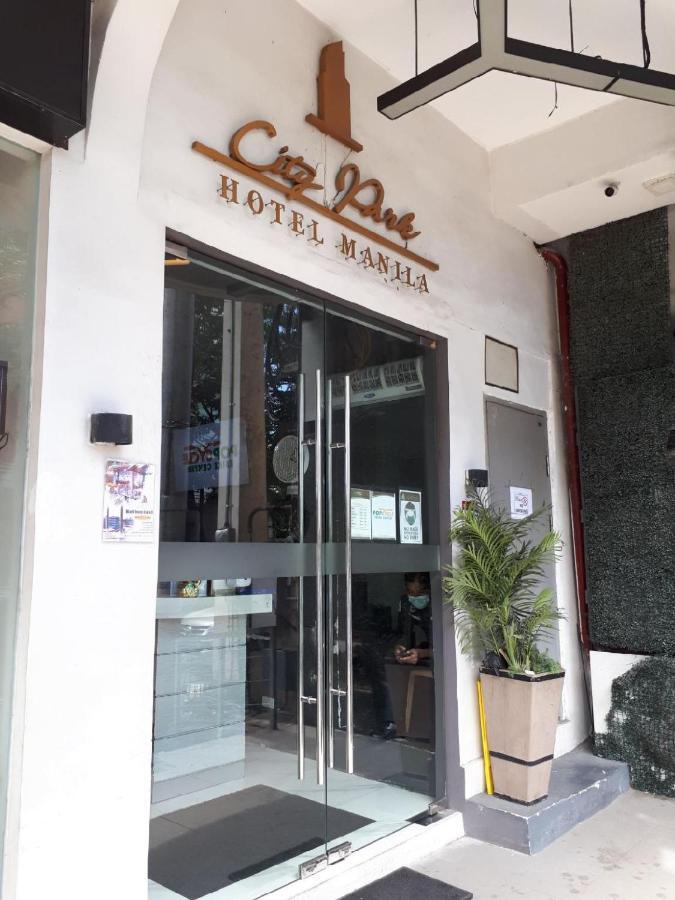 City Park Hotel Residences Тагуиг Екстериор снимка