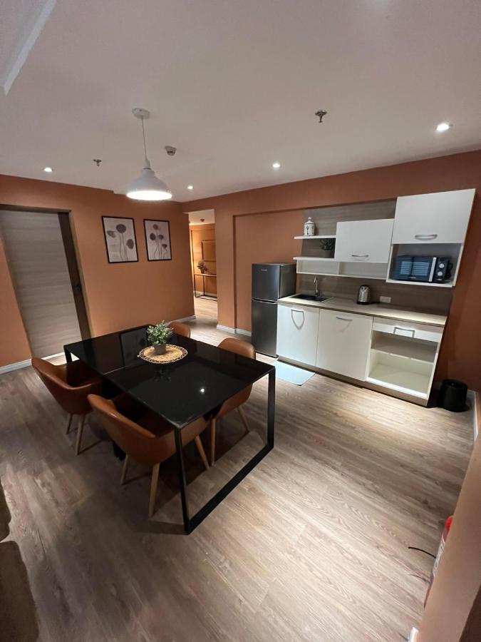 City Park Hotel Residences Тагуиг Екстериор снимка