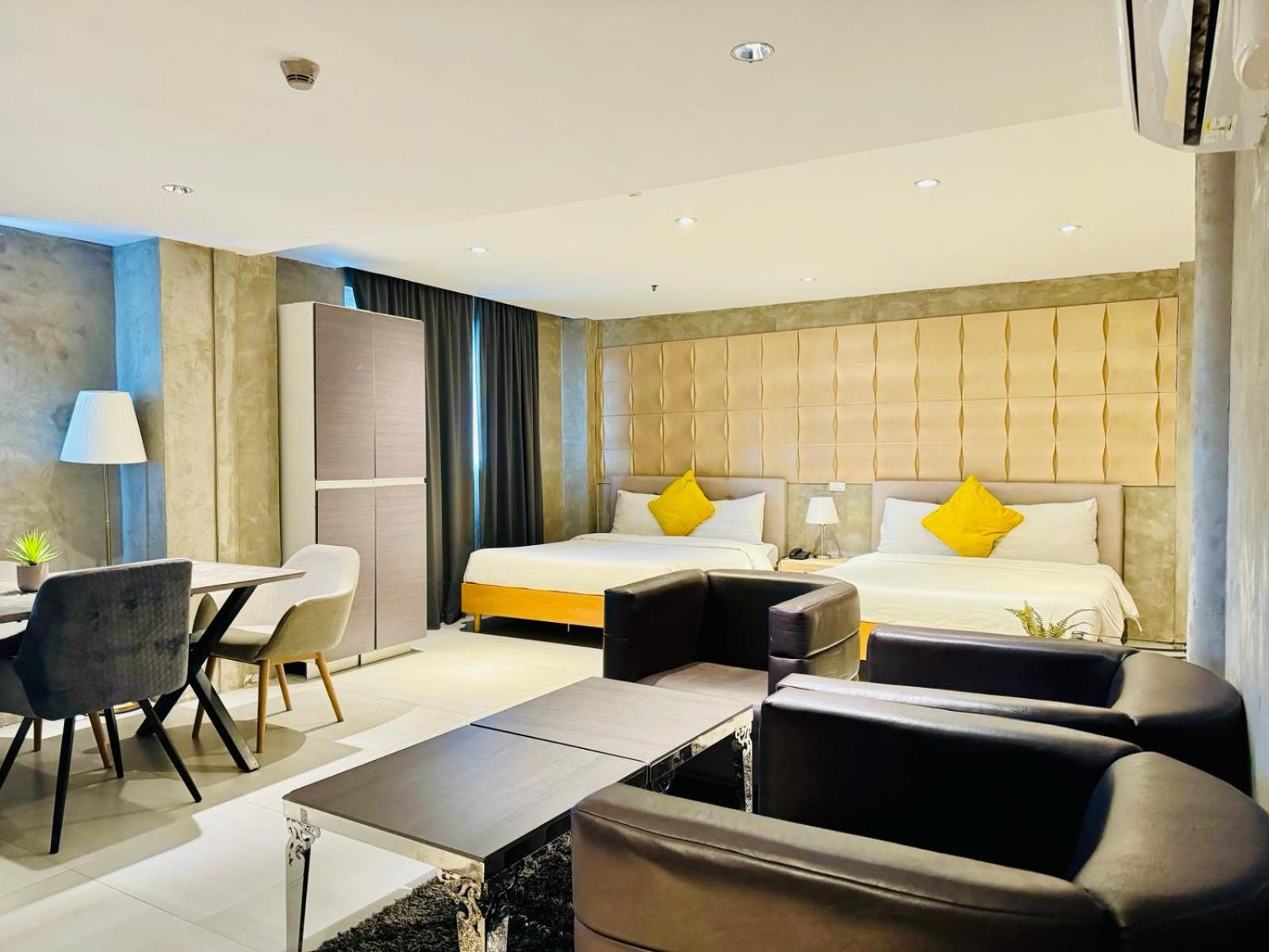 City Park Hotel Residences Тагуиг Екстериор снимка