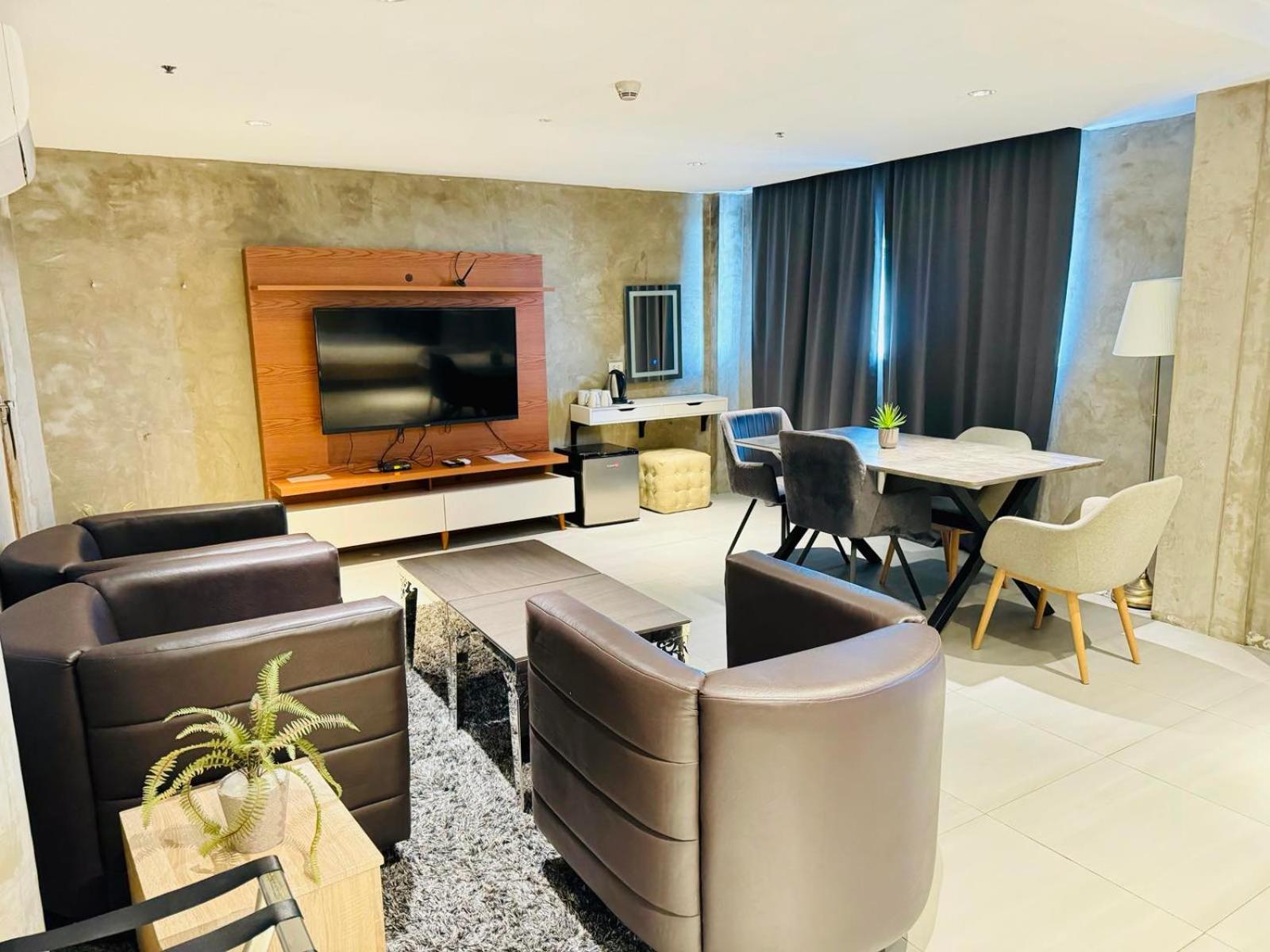 City Park Hotel Residences Тагуиг Екстериор снимка